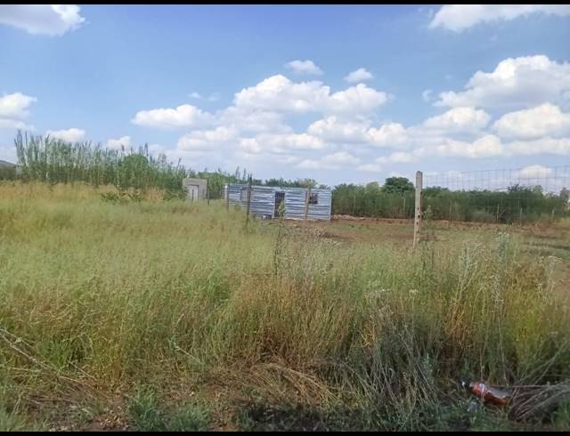 1,325M² VACANT LAND FOR SALE IN KOOKRUS
